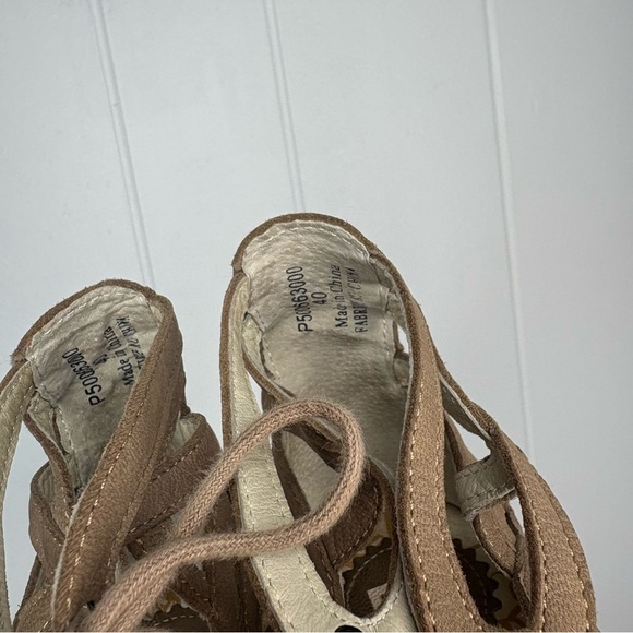 Fly London Tan Gladiator Shooties Yuke Cutouts Style Sandals Shoe Size 40 US 9 - Picture 6 of 8